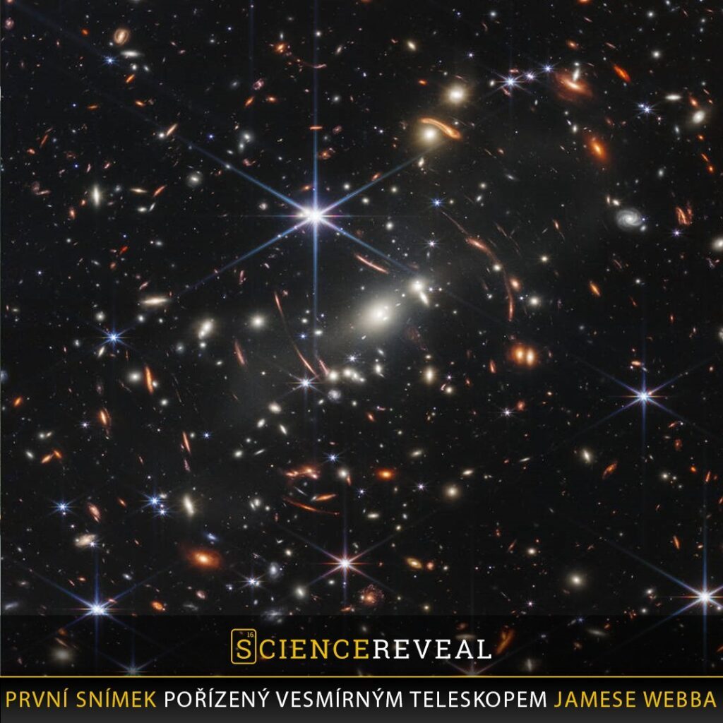 Teleskop Jamese Webba se pořizuje snímky z dob raného vesmíru.